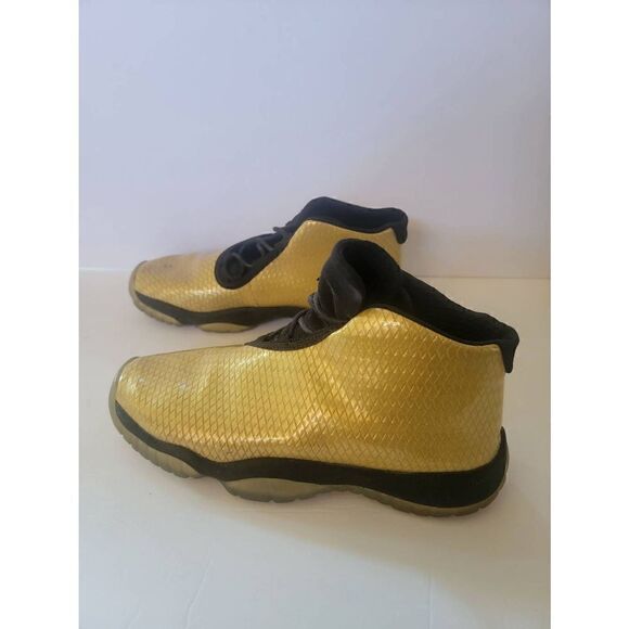 Nike Air Jordan Future Kids Metallic Gold GG Lace-up Sneakers Size 6.5Y - Picture 4 of 5